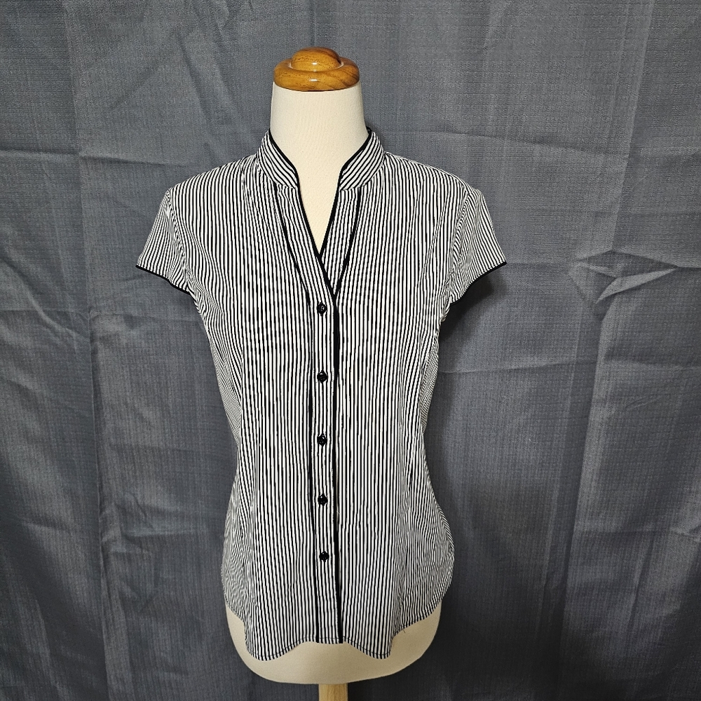 Como Petite PM Black White Striped Blouse Mock Neck Cap Sleeve